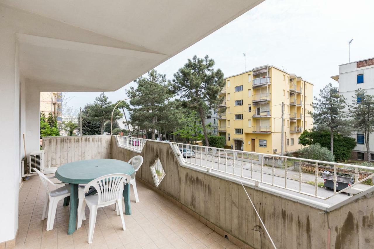 Sirena Apartments Llido Degli Estensi Exterior photo