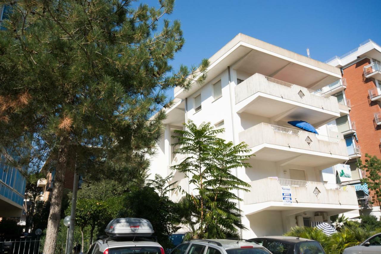 Sirena Apartments Llido Degli Estensi Exterior photo